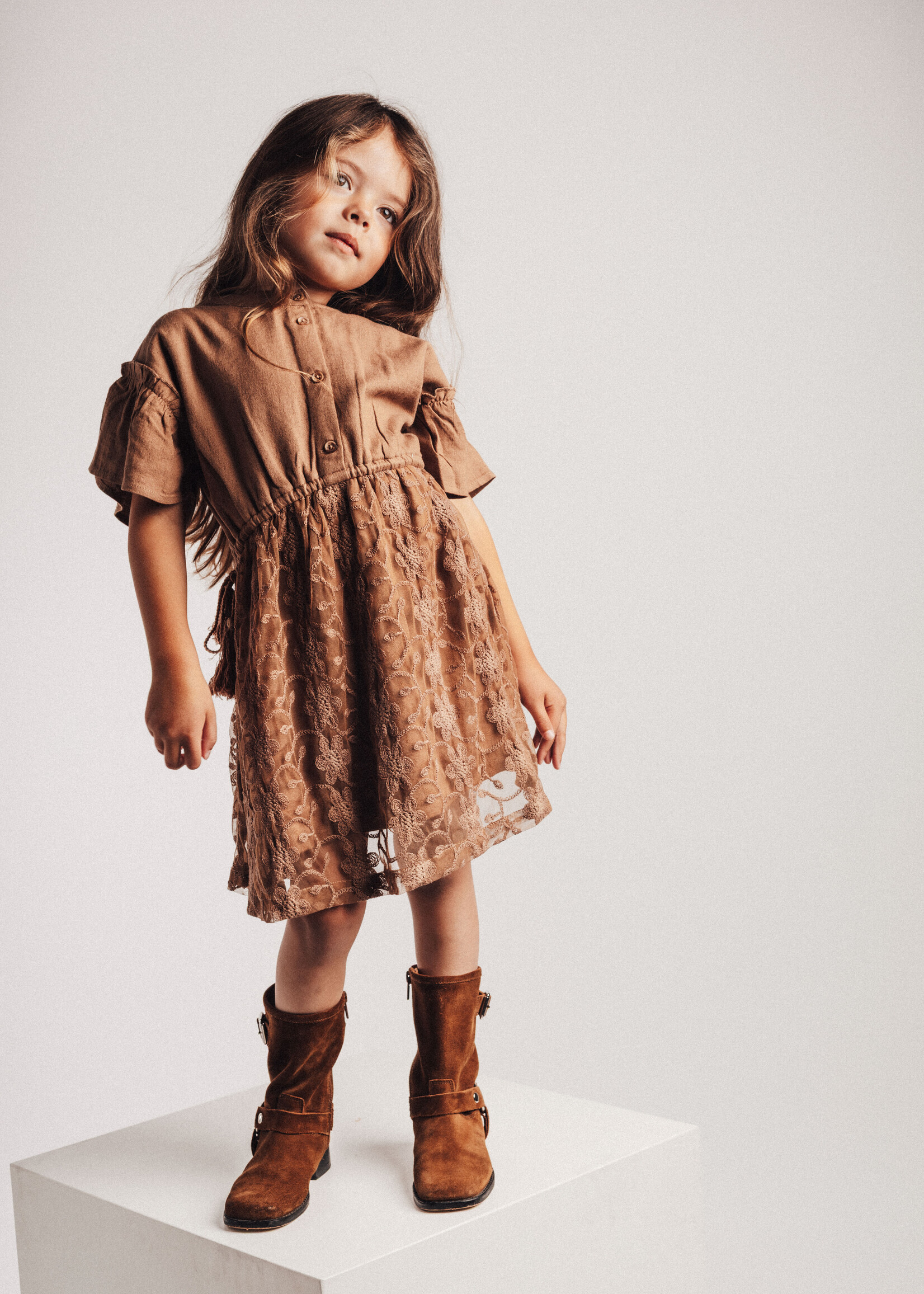 Baje Studio Claudie Brown Coconut