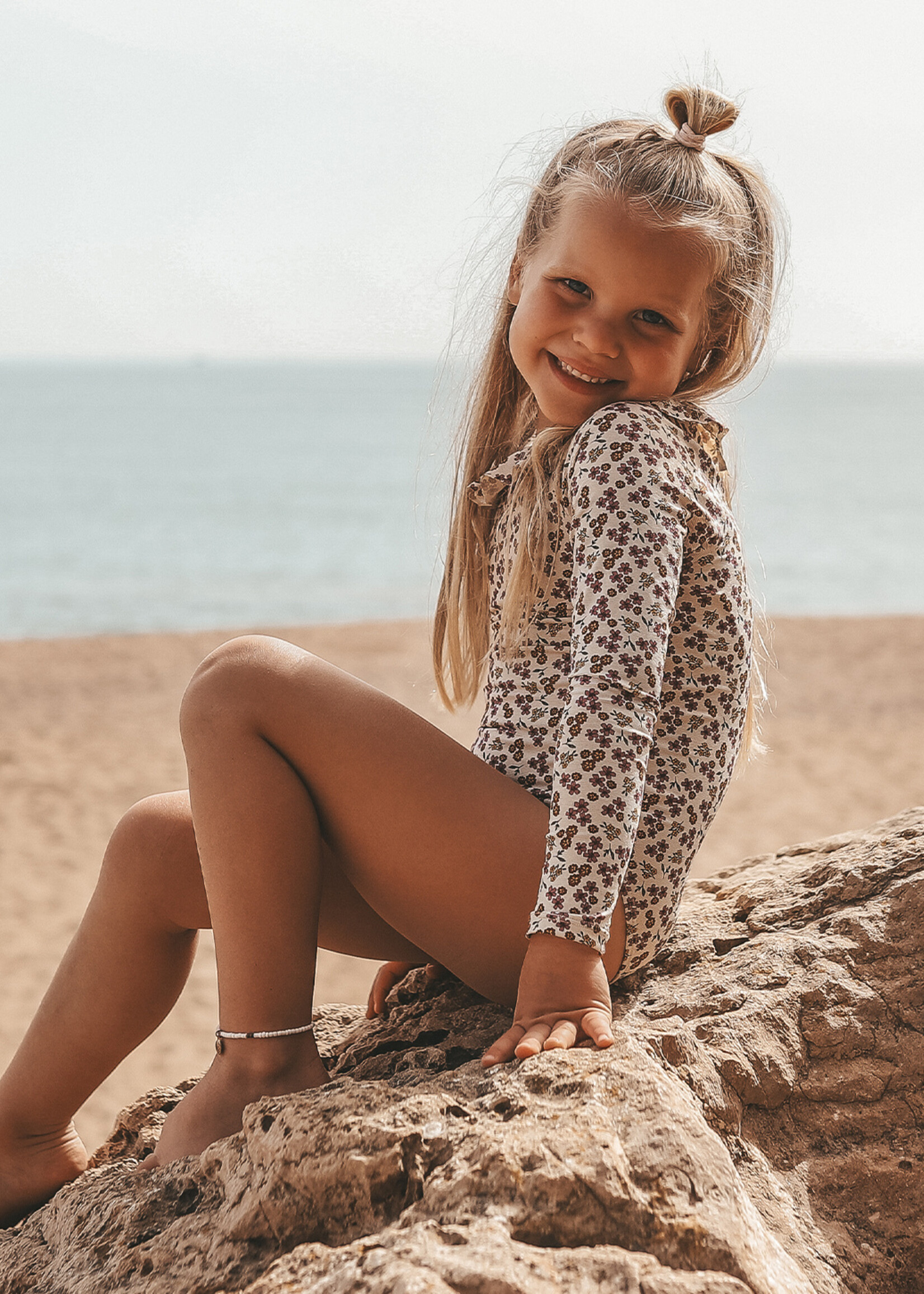 Salted Stories Sparkly Flower | Bodysuit Bombay Brown