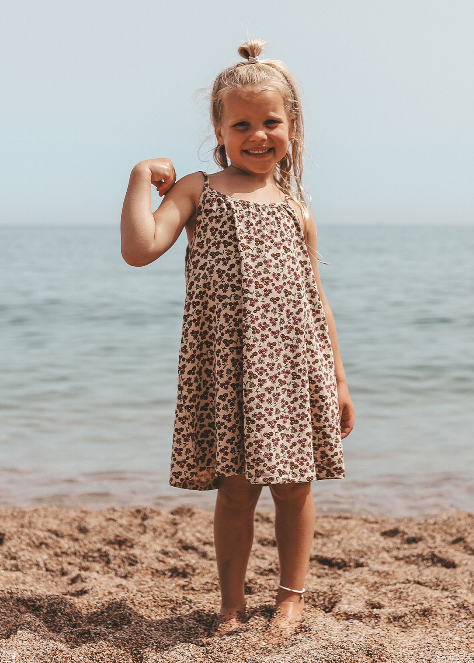 Salted Stories Sparkly Flower | Dress Bombay Brown