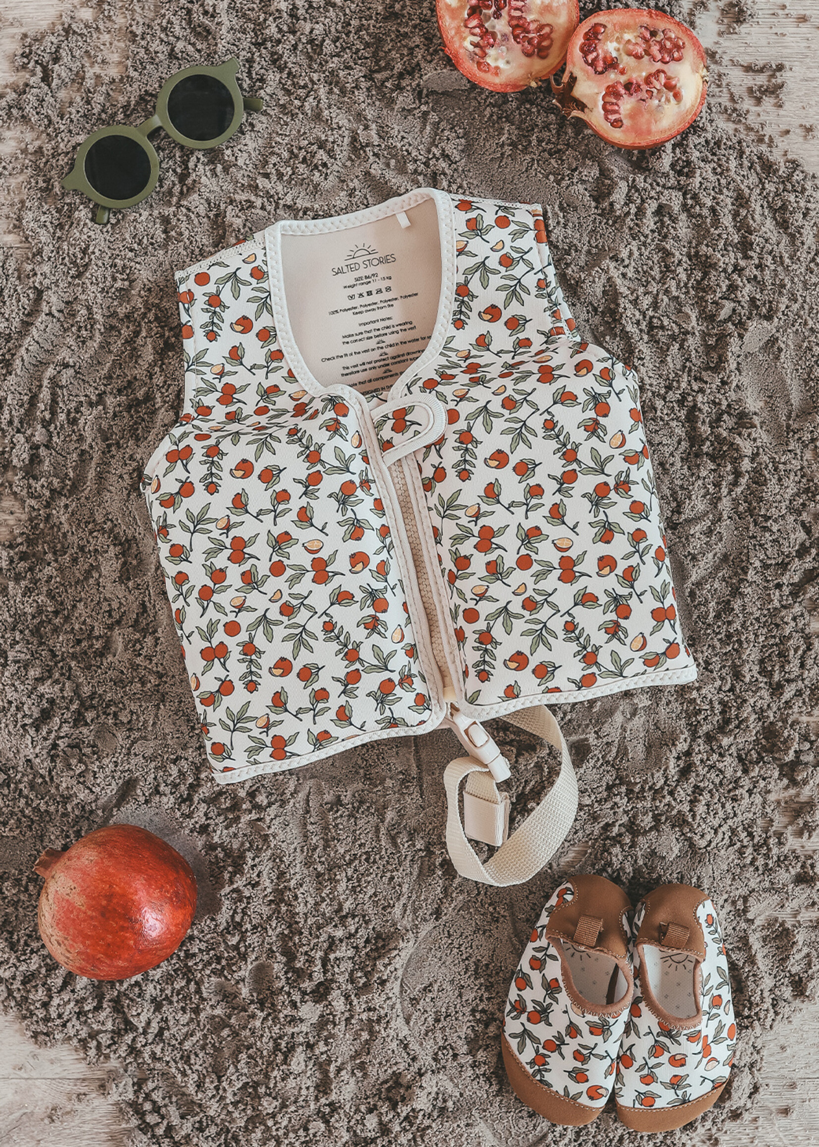 Salted Stories Pommegranate | Floating Vest White Swan