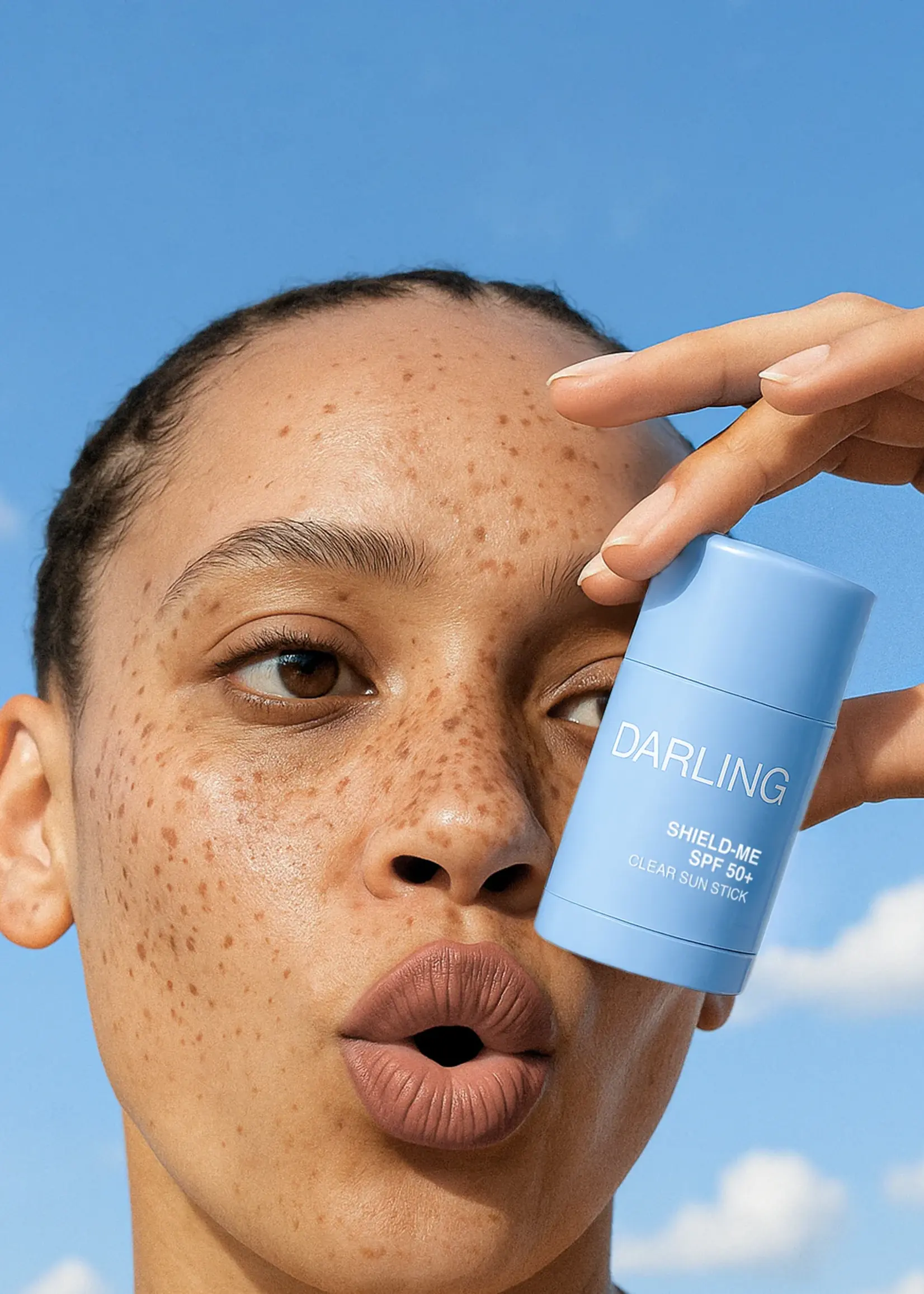 Darling Shield me SPF 50+ clear stick