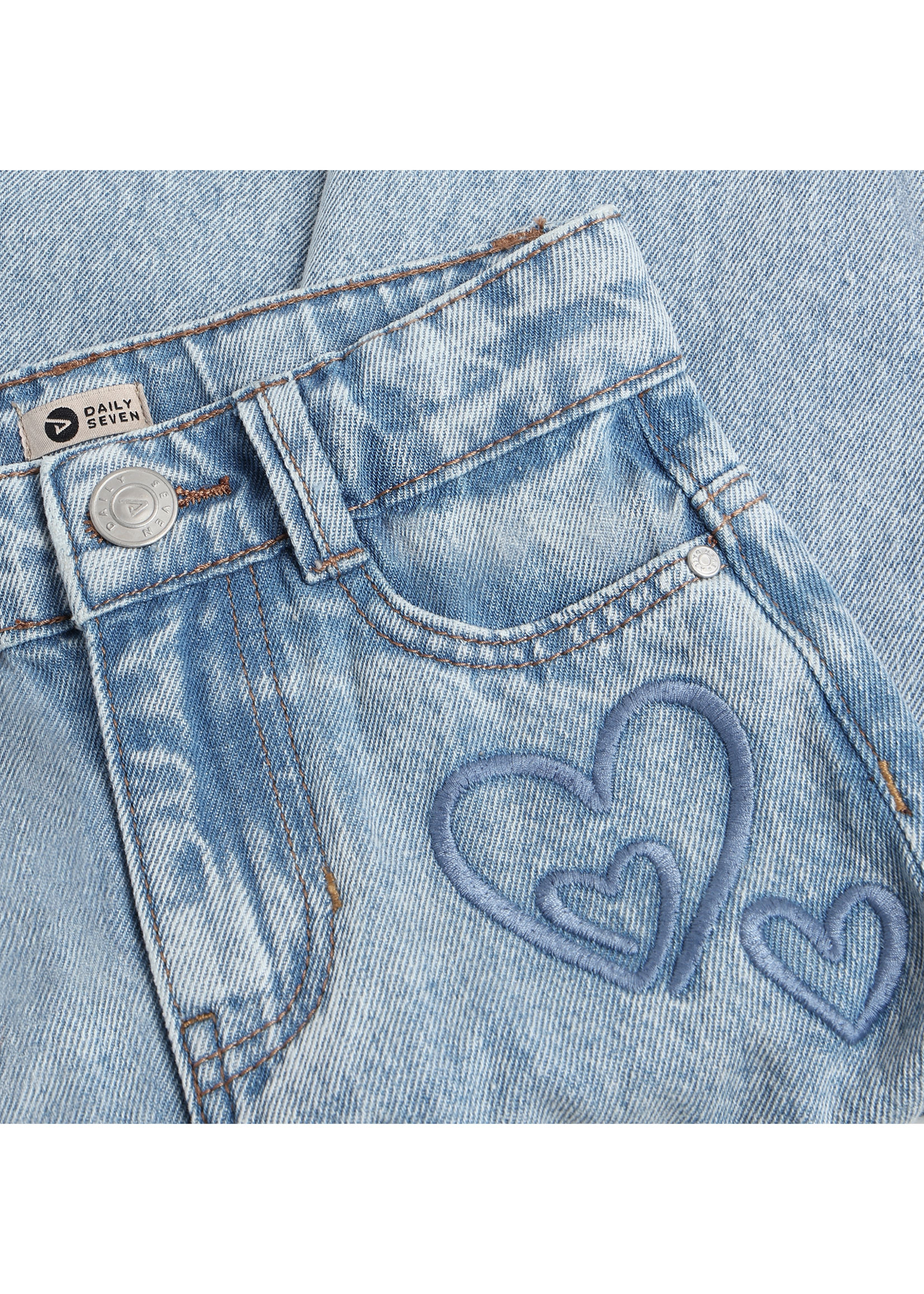 Daily 7 Denim Mom Fit Heart Medium Denim