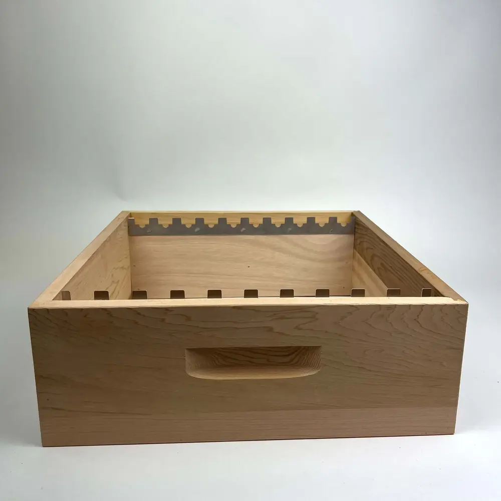 Spaarkast honingkamer Red Cedar inclusief afstandstrips Spaarkast honingkamer Red Cedar inclusief afstandstrips