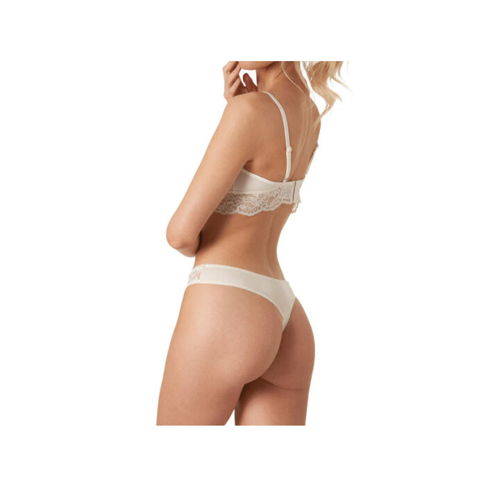 Dames string met kant bamboe ondergoed champagne
