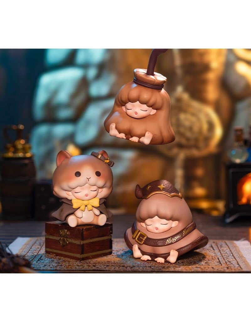 Yumo Magic Manual Blind Box