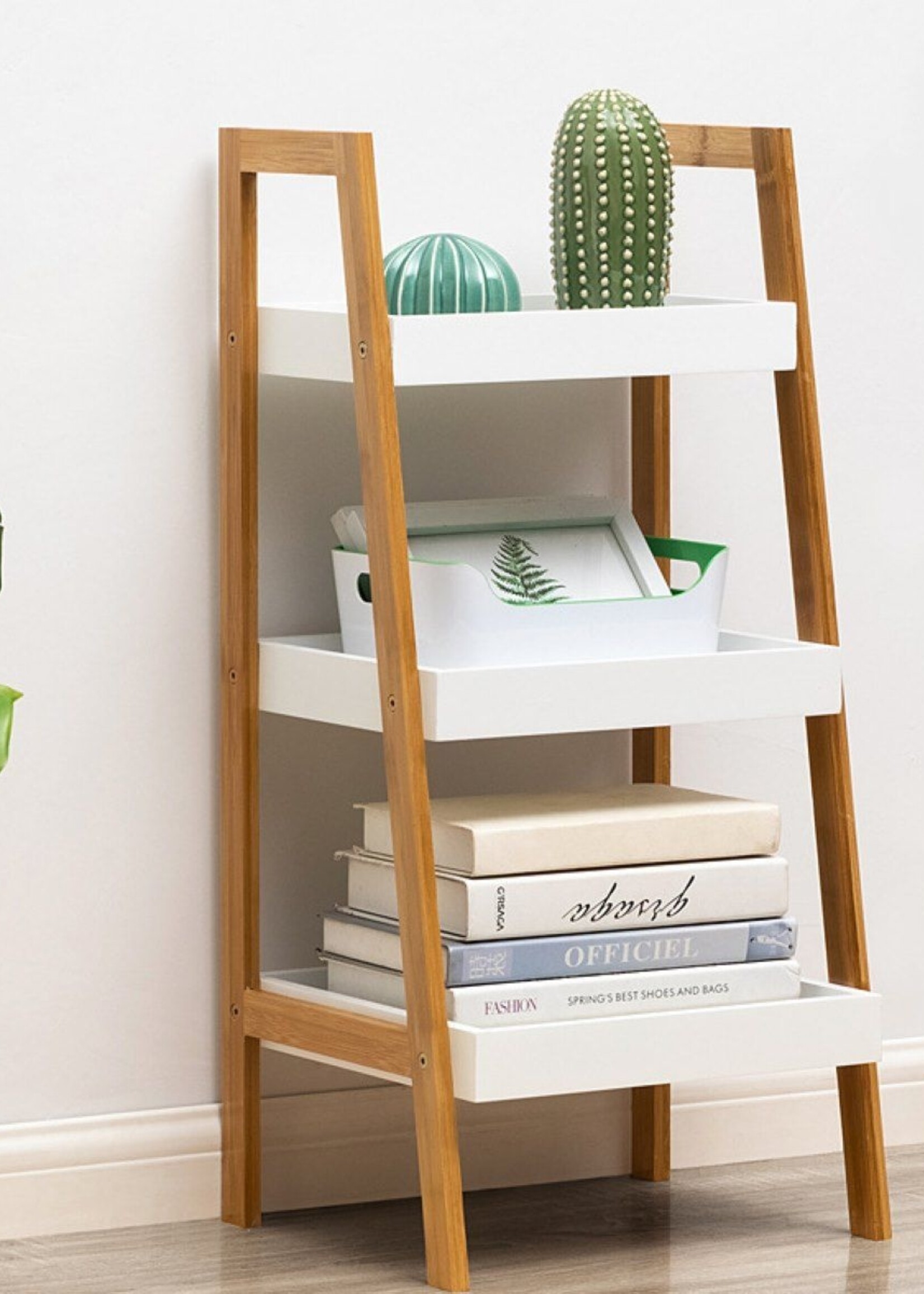 Ceruzo Wandrek met Schappen - 75 cm