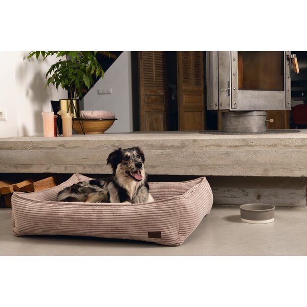 Designed by Lotte Designed by Lotte Mand Ribbed Roze