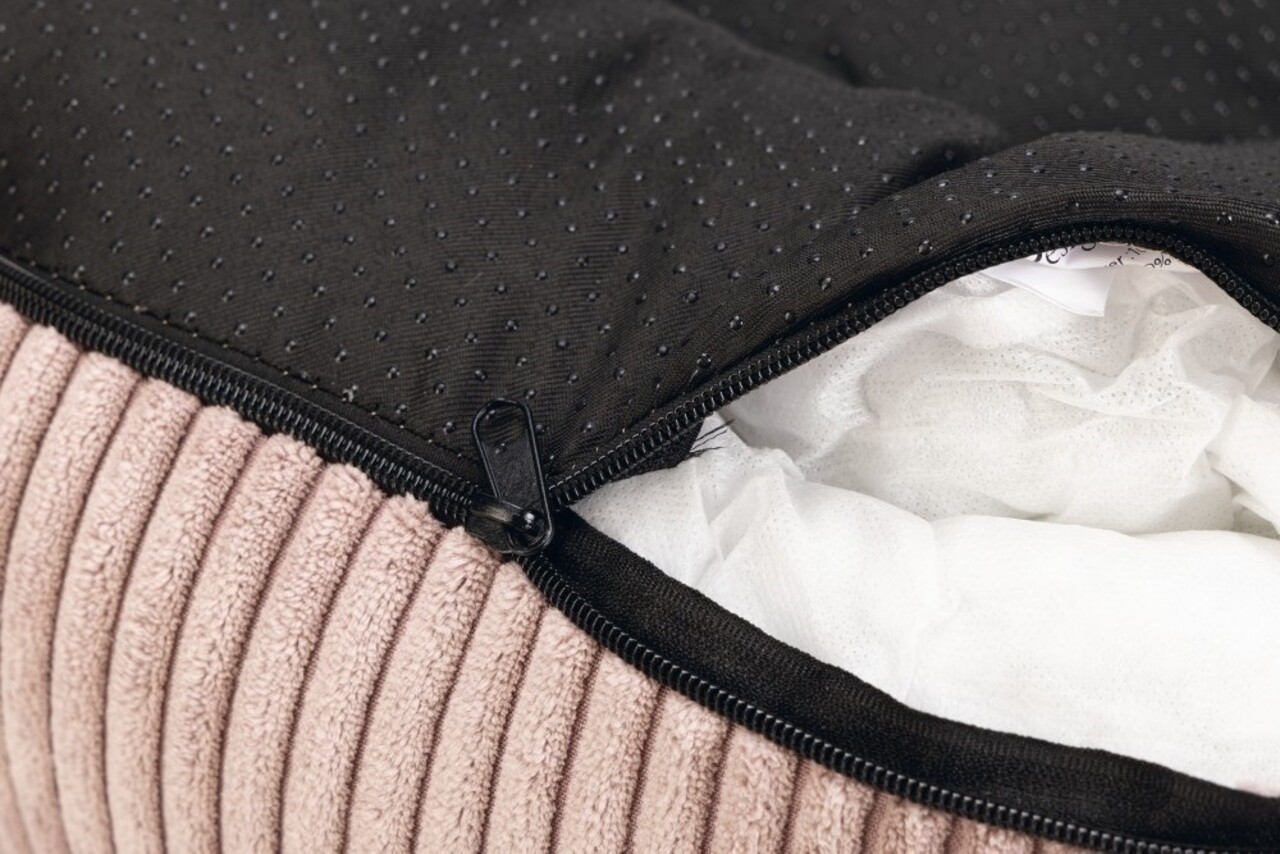 Designed by Lotte Designed by Lotte Kussen Ribbed Roze Designed by Lotte Designed by Lotte Kussen Ribbed Roze