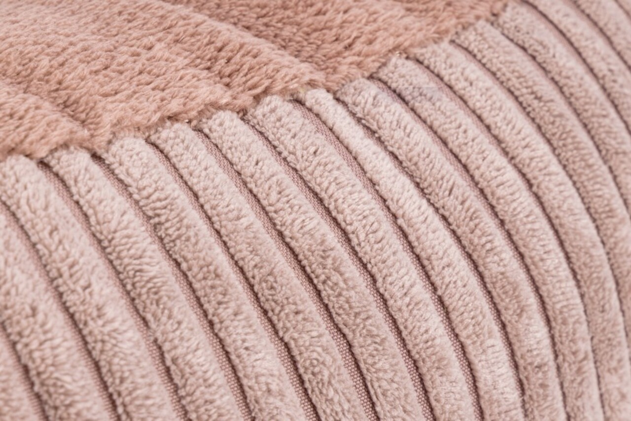 Designed by Lotte Designed by Lotte Kattenkussen Ribbed Roze Designed by Lotte Designed by Lotte Kattenkussen Ribbed Roze