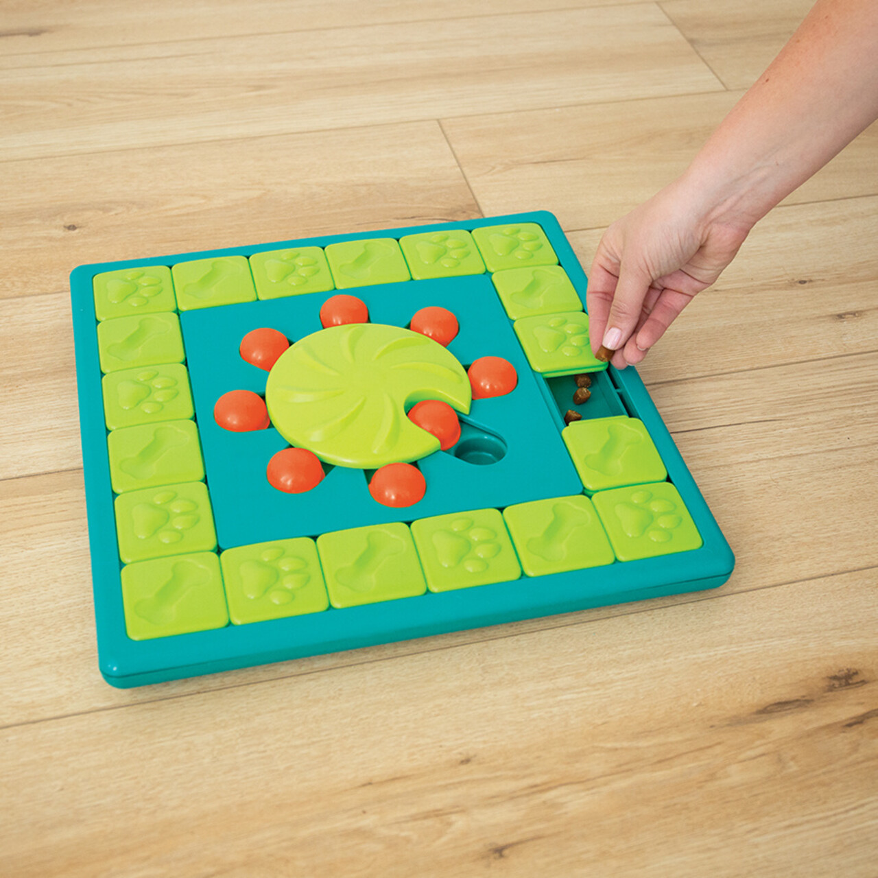 Nina Ottosson Nina Ottosson Hondenspel Multi Puzzle Nina Ottosson Nina Ottosson Hondenspel Multi Puzzle