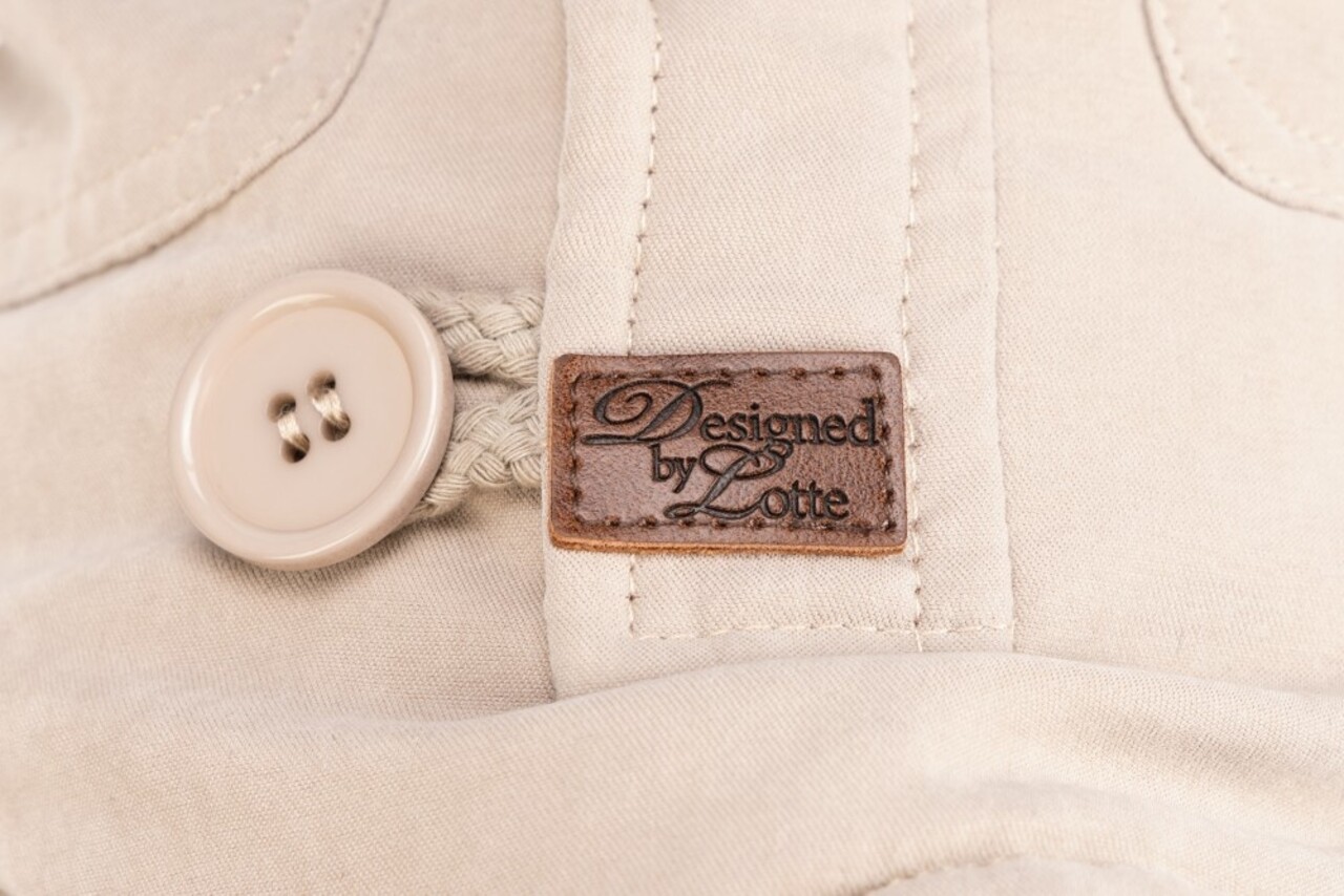 Designed by Lotte Designed by Lotte Hondenjas Philos Beige Designed by Lotte Designed by Lotte Hondenjas Philos Beige