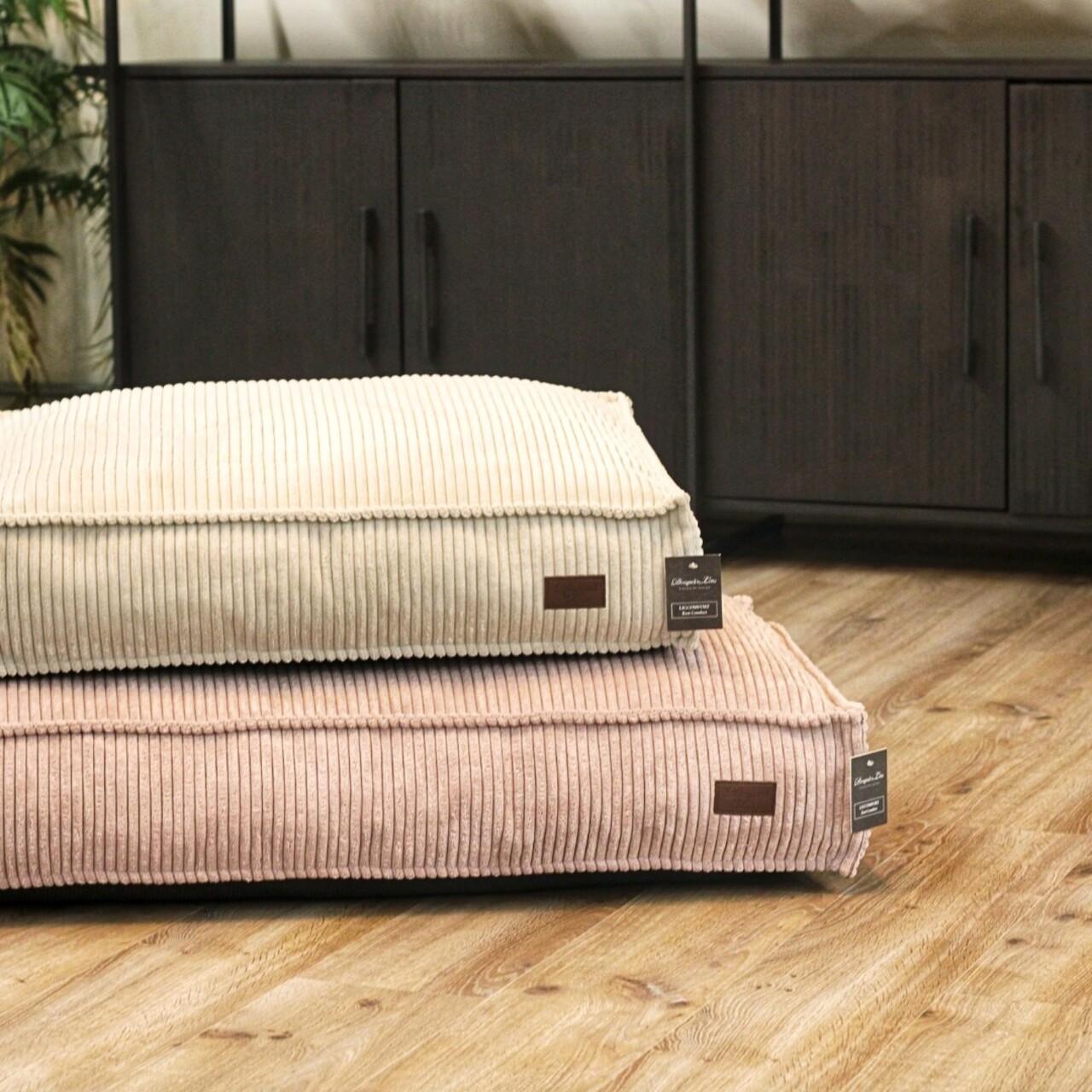 Designed by Lotte Designed by Lotte Kussen Ribbed Lichtgrijs