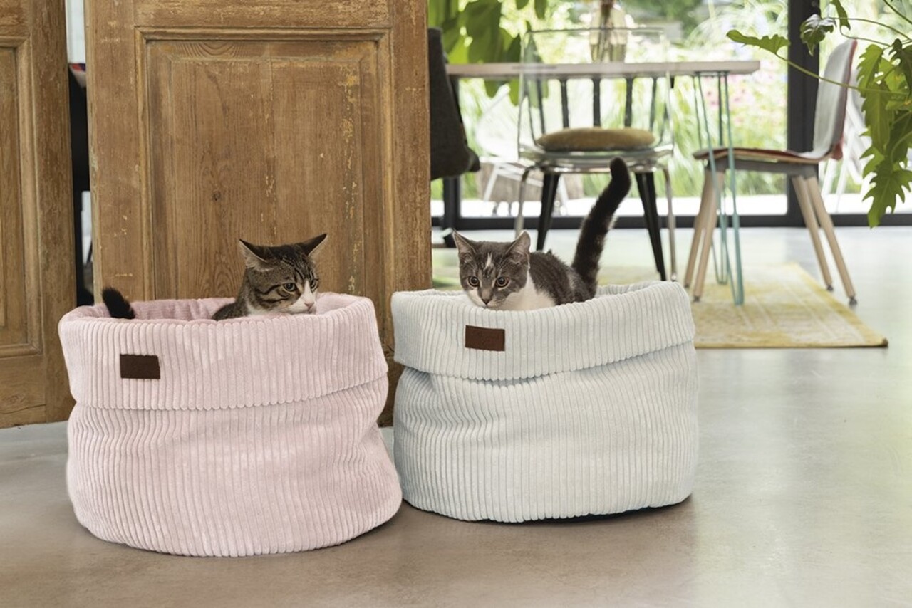 Designed by Lotte Designed by Lotte Kattenmand Ribbed Grijs Designed by Lotte Designed by Lotte Kattenmand Ribbed Grijs