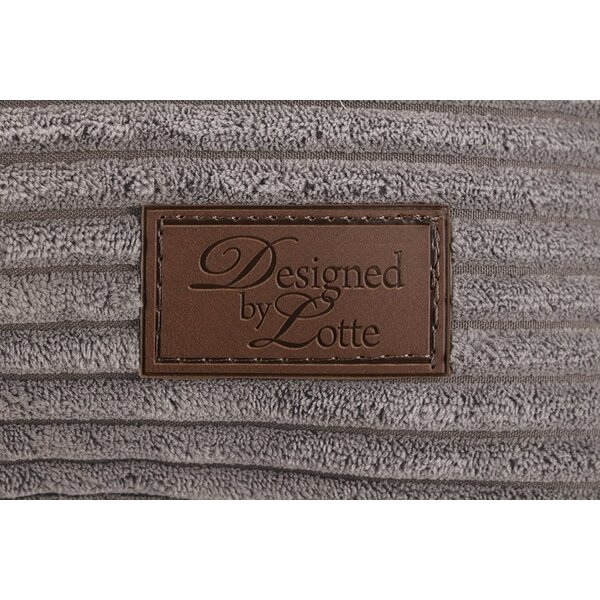 Designed by Lotte Designed by Lotte Kussen Ribbed Bruin Designed by Lotte Designed by Lotte Kussen Ribbed Bruin
