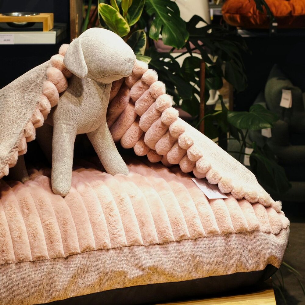 Nachtergaele Nachtergaele INNOCENT Hondenmand met Kap Roze Nachtergaele Nachtergaele INNOCENT Hondenmand met Kap Roze