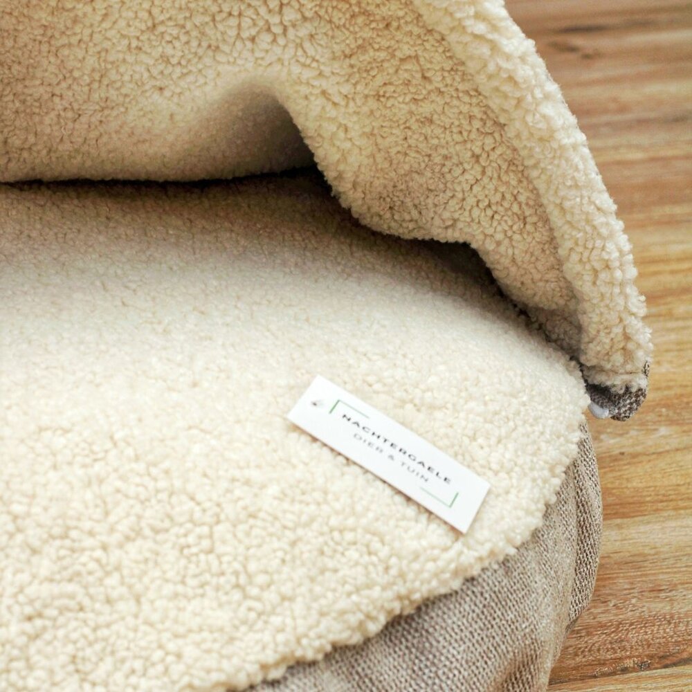 Nachtergaele Nachtergaele RIDGE Hondenmand Met Kap Beige Nachtergaele Nachtergaele RIDGE Hondenmand Met Kap Beige