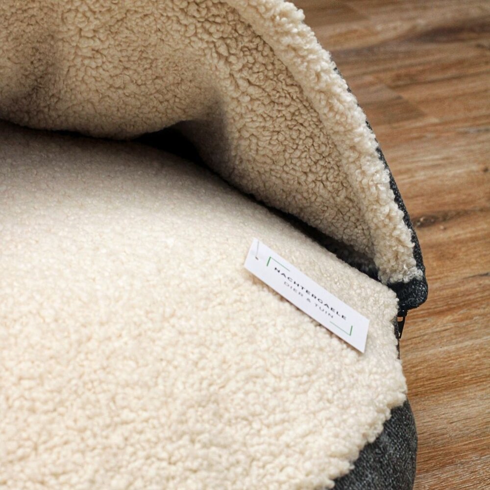 Nachtergaele Nachtergaele RIDGE Hondenmand Met Kap Donkergrijs Nachtergaele Nachtergaele RIDGE Hondenmand Met Kap Donkergrijs