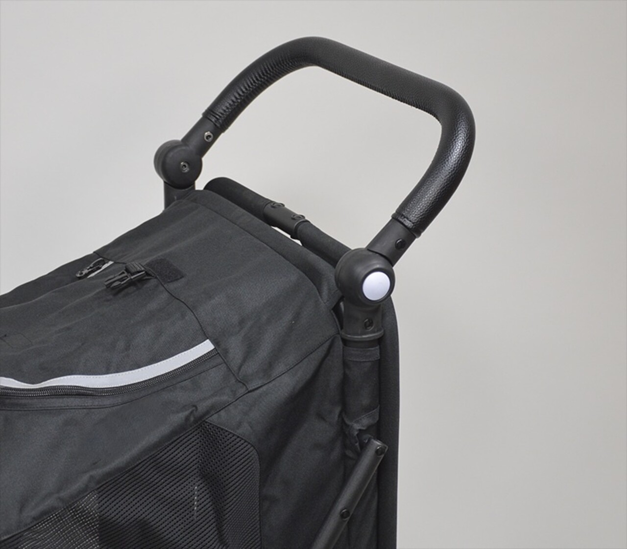 Animal Boulevard Animal Boulevard Classic On The Go Buggy Evira Zwart Animal Boulevard Animal Boulevard Classic On The Go Buggy Evira Zwart