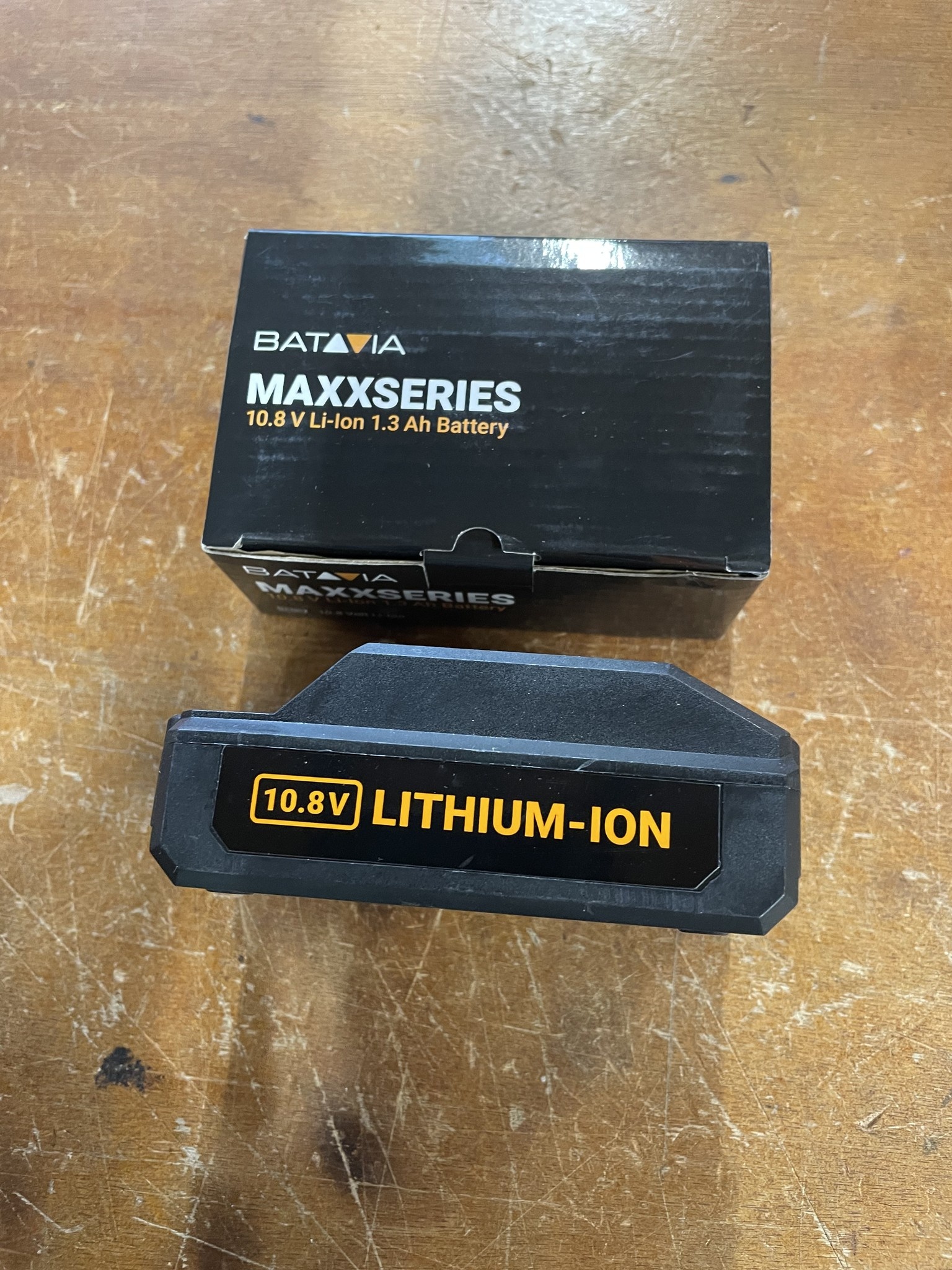 Akku,800mAh günstig Kaufen-Batavia 10.8V Li-Ion Akku 1.3 Ah. Batavia 10.8V Li-Ion Akku 1.3 Ah <![CDATA[Akku für den Akkubohrer Smartworks mit ean: 4040746313756 Akku-Spannung 10,8 Volt Akku-Kapazität 1,3Ah Aufladezeit 3 - 5 Stunden]]>. 