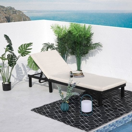 Taschenmesser,Garden günstig Kaufen-Intimo Garden - Liege Lettino aus Korbgeflecht - Schwarz/Creme. Intimo Garden - Liege Lettino aus Korbgeflecht - Schwarz/Creme <![CDATA[Intimo Garden - Wicker Lettino Lounger - Black/cream Genießen Sie die Sonne ganz bequem auf der Lettino Liege von Gard