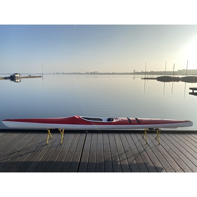 Eagle Touring 490 met dekluik, k/carbon bodemlaag