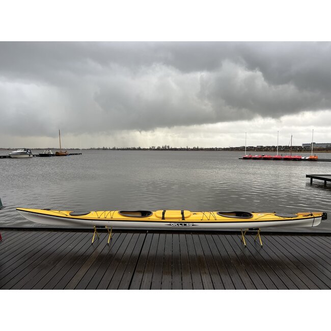 Valley Sea Aleut II, 3 dekluiken, met roer (Kanokoopje)