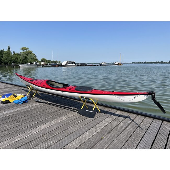 Tahe Marine Reval Mini, scheg, roer, 3 dekluiken (Kanokoopje)