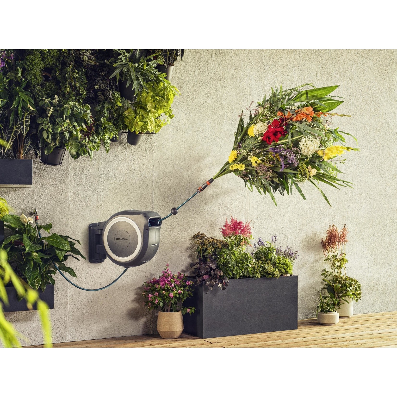 Gardena Gardena Wandslangenbox 25 RollUp M/L wit