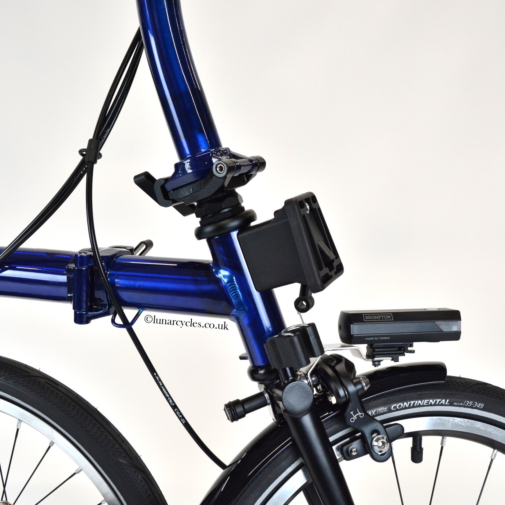 S4L0VBBB0COC P Line Urban Low Bolt Blue Lacquer battery lights Continental tyres standard seatpost Superlight saddle with steel rails carrier block Lunar Cycles Ltd