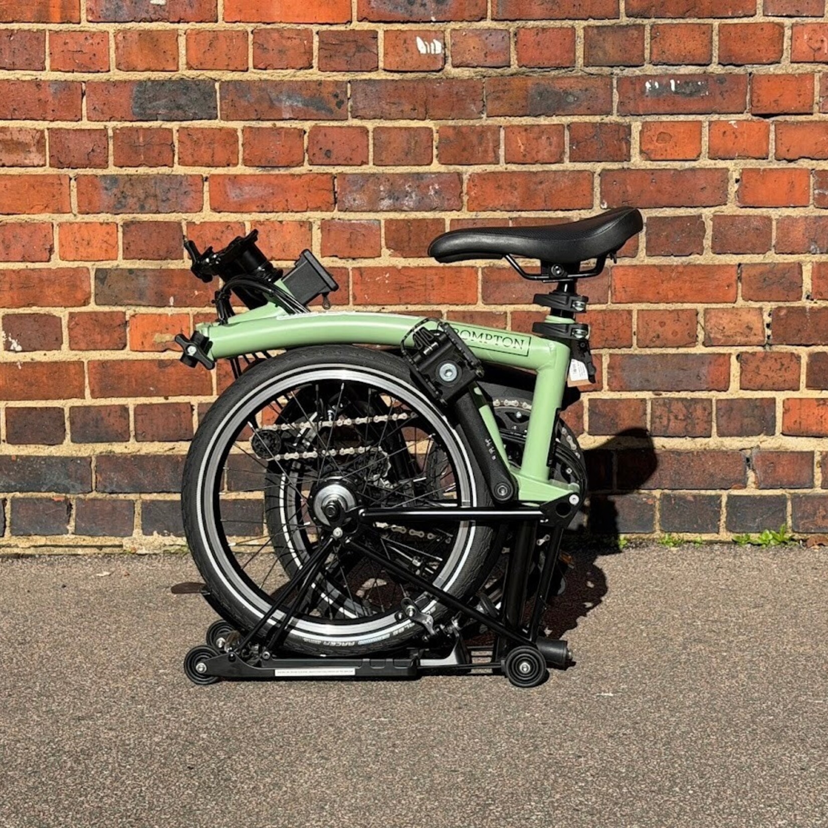 Brompton EX-DEMO C Line 6 Speed High Folding Bike with Rack - Matcha Green and Black,