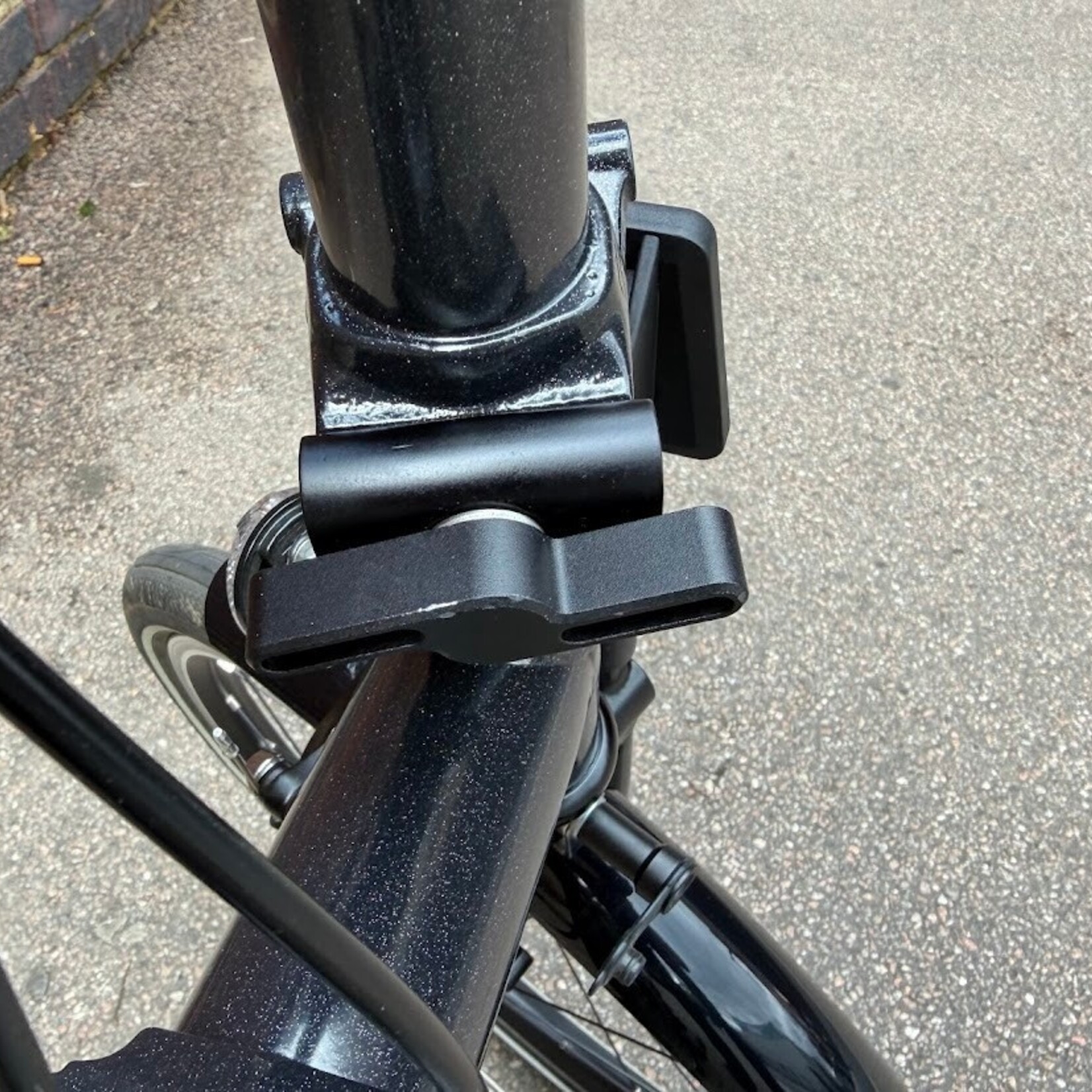 Brompton EX-DEMO P Line 12 Speed Mid - Midnight Black Metallic