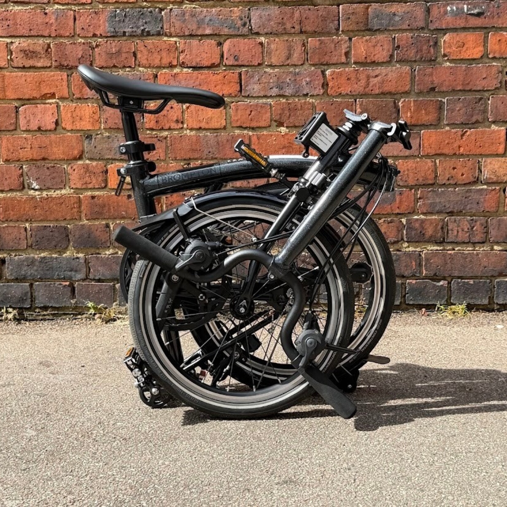 Brompton EX-DEMO P Line 12 Speed Mid - Midnight Black Metallic