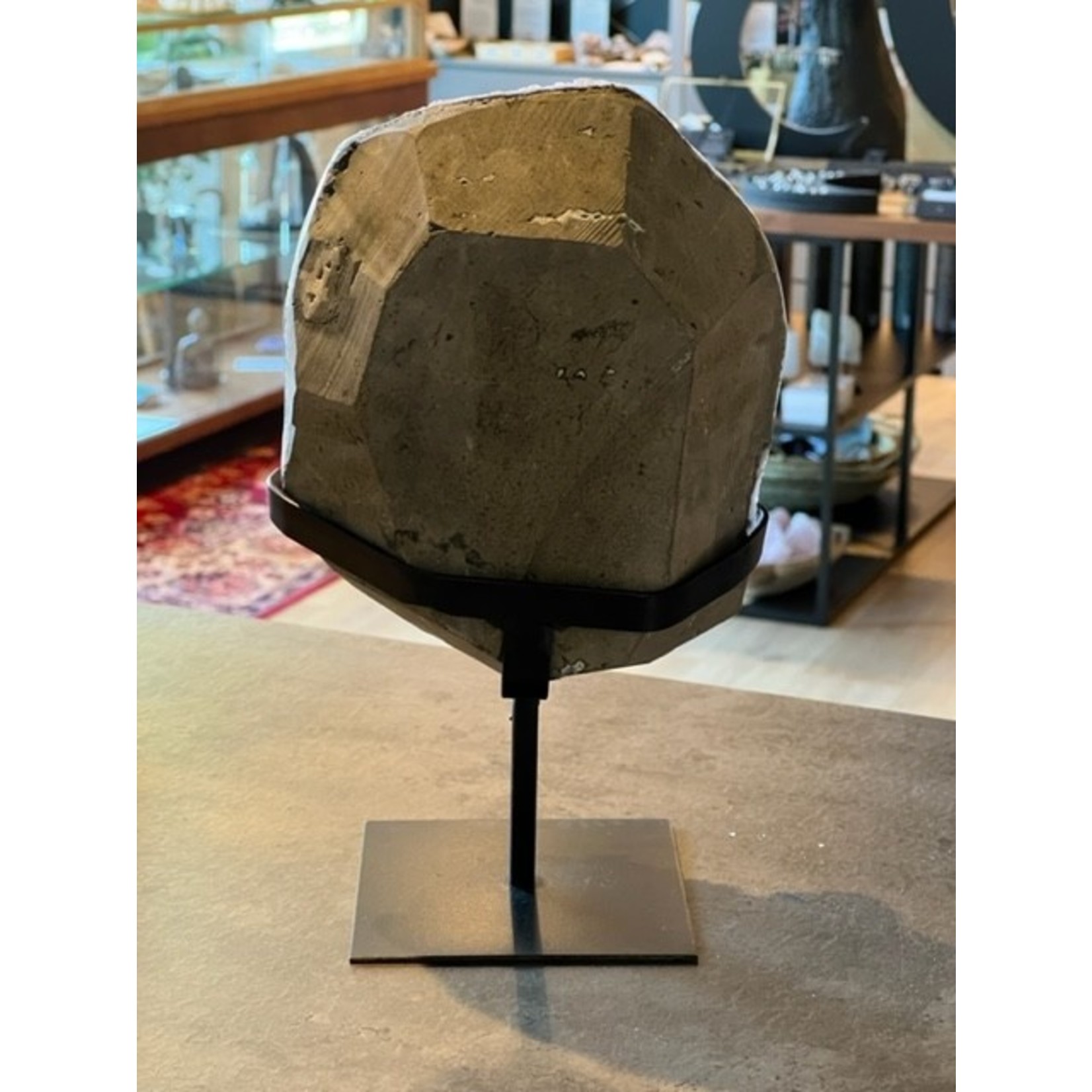 Amethist geode/cluster op standaard uniek - 3.01 kg
