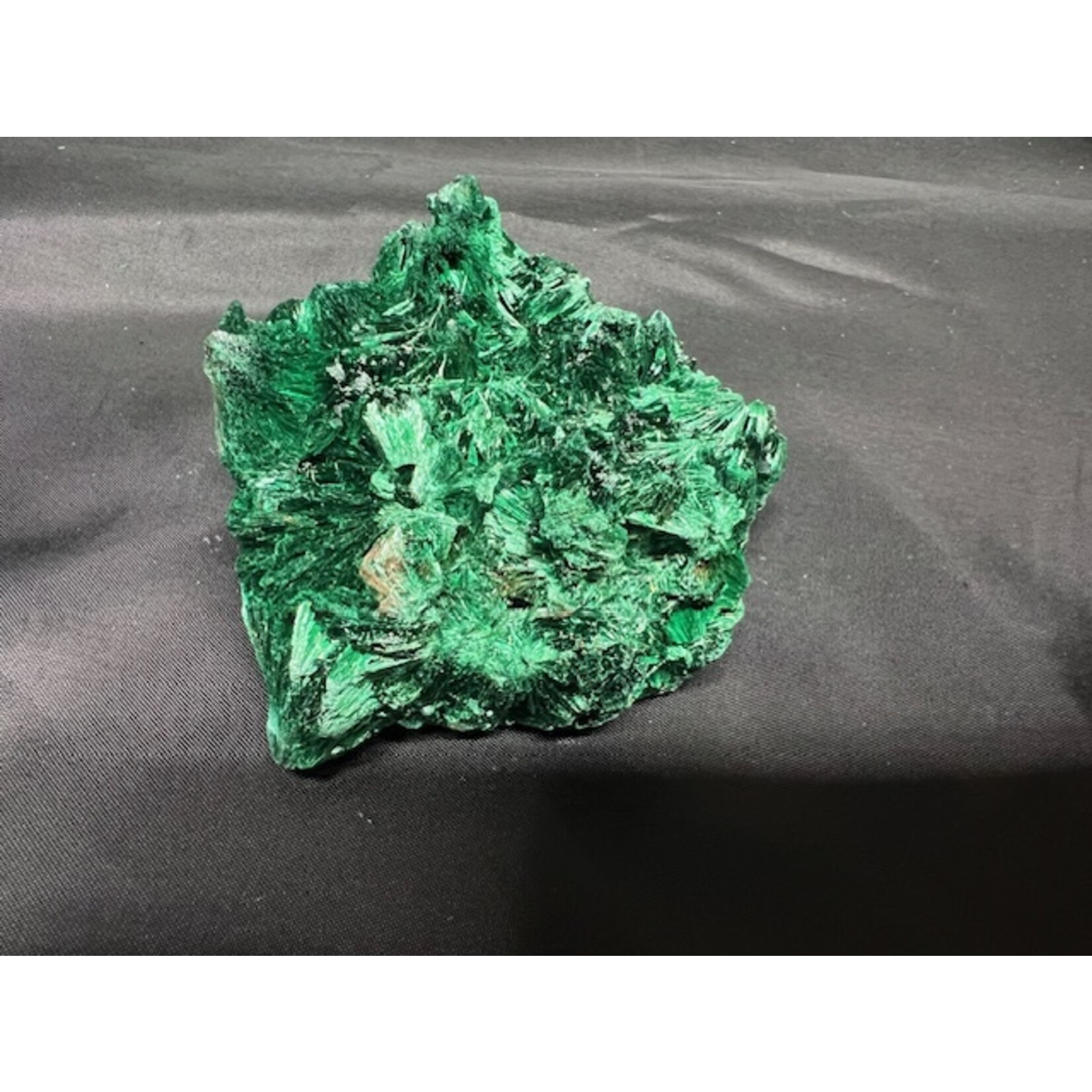 Malachiet naaldvormig Congo - Ruw 0.137 kg (AA kwaliteit)
