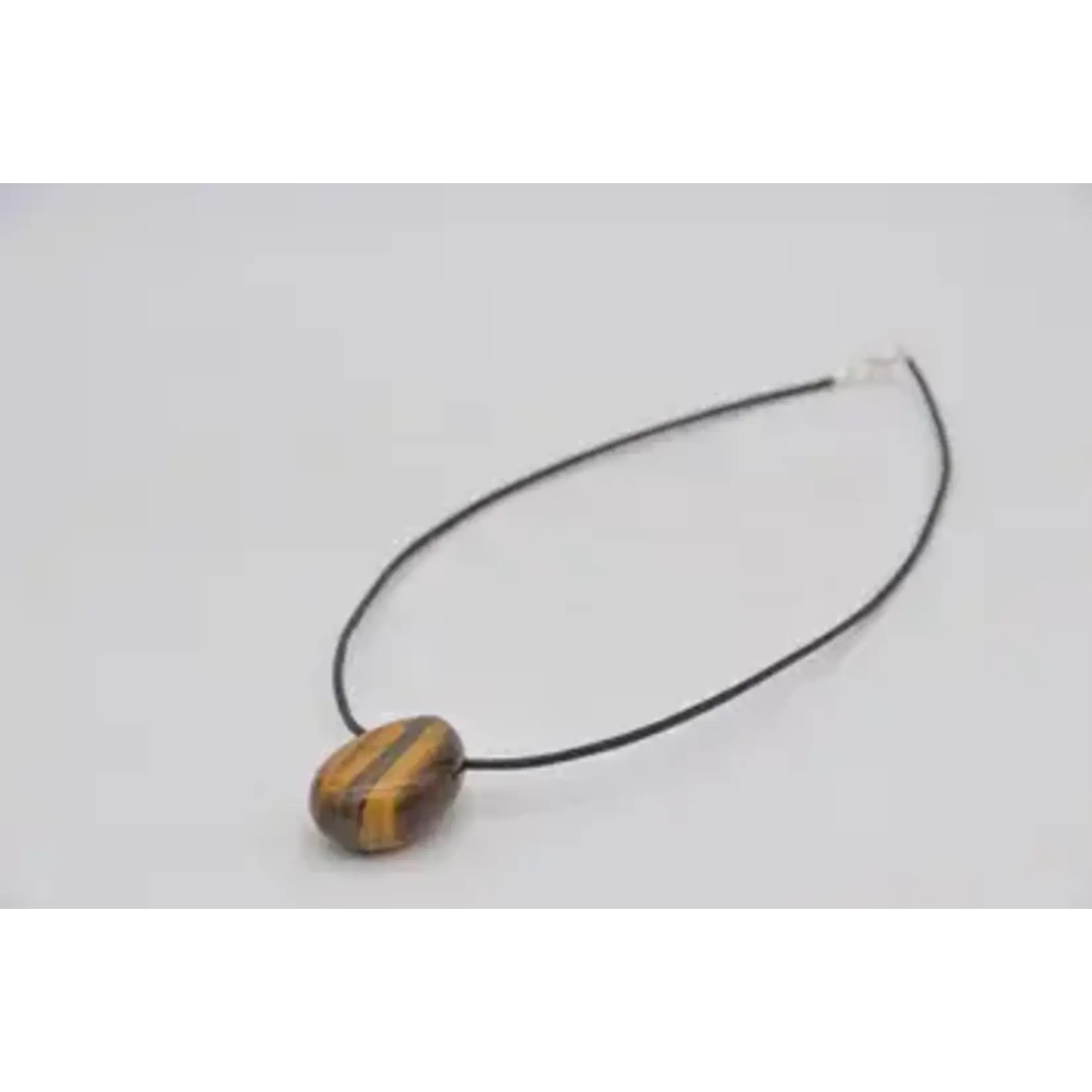 Lederen halsketting met verzilverd karabijnslotje bruin -- 45 cm