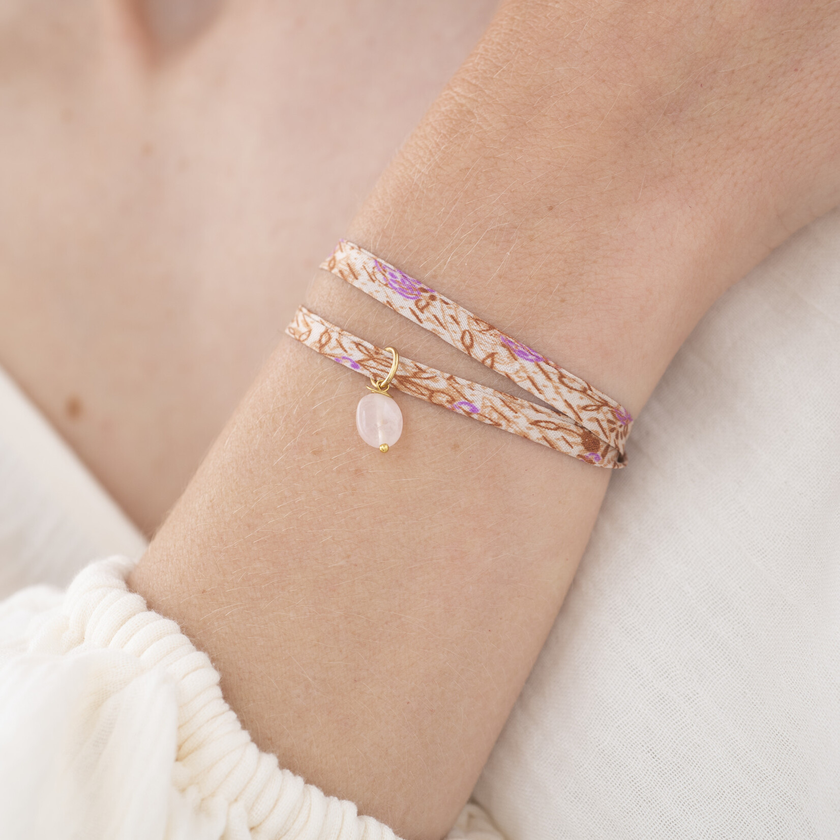 A Beautiful Story Sari Wikkel Armband Rozenkwarts