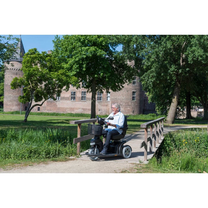 Sunrise Medical Scootmobiel Sterling Elite² Plus