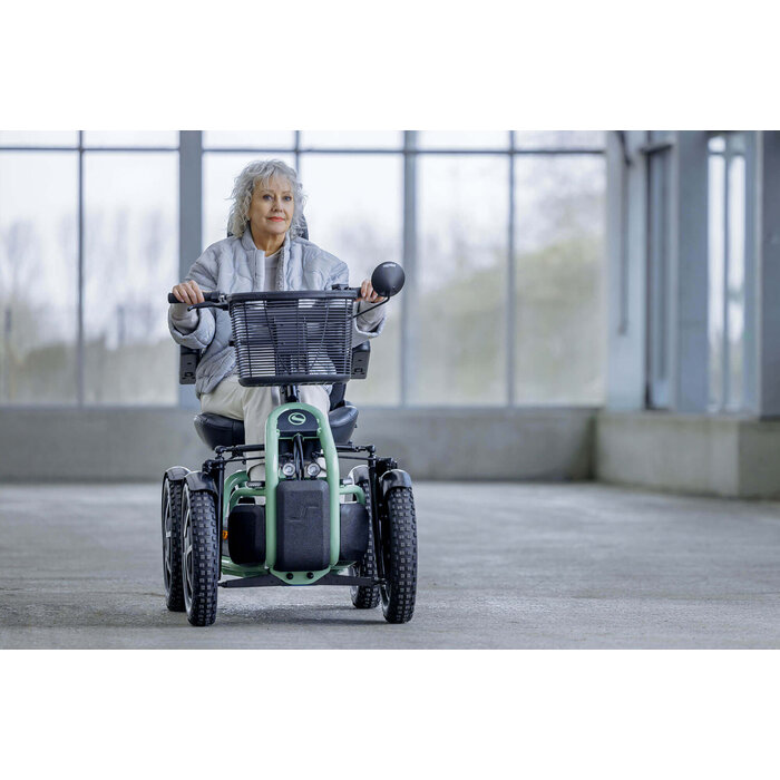 Sunrise Medical Sterling S800 By Scoozy Scootmobiel