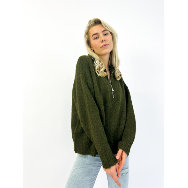 Maud Trui | Khaki