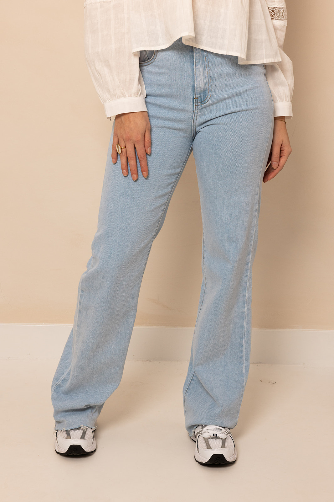 Redial Wide Leg Jeans