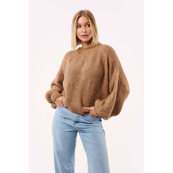 Petra sweater | Camel