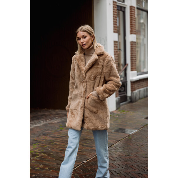Florine imitatie bontjas | Camel