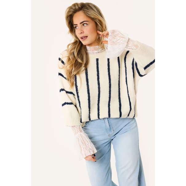 Soof gestreepte trui met korte mouw | Wit/donkerblauw