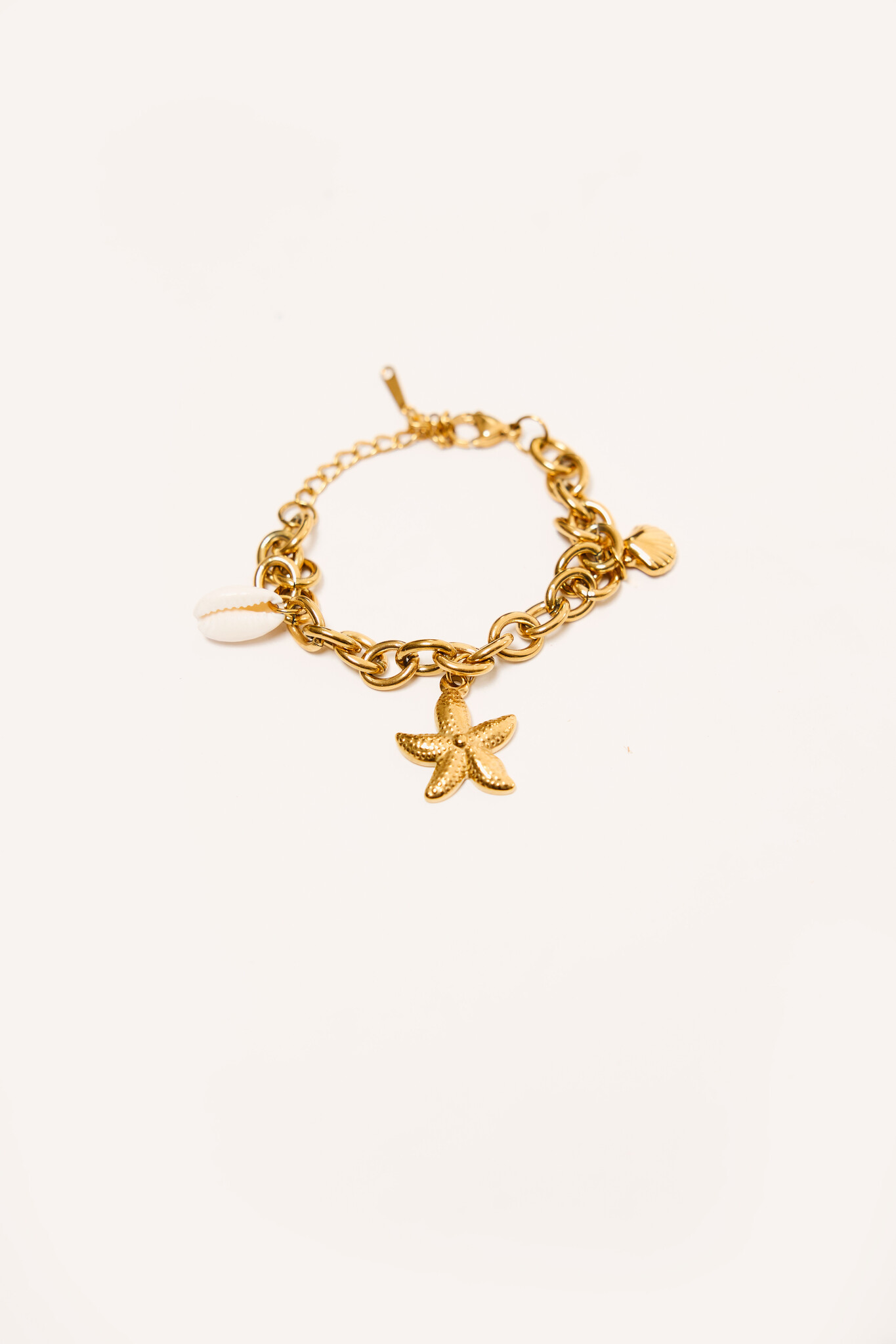 Armband grote bedels strand | Goud