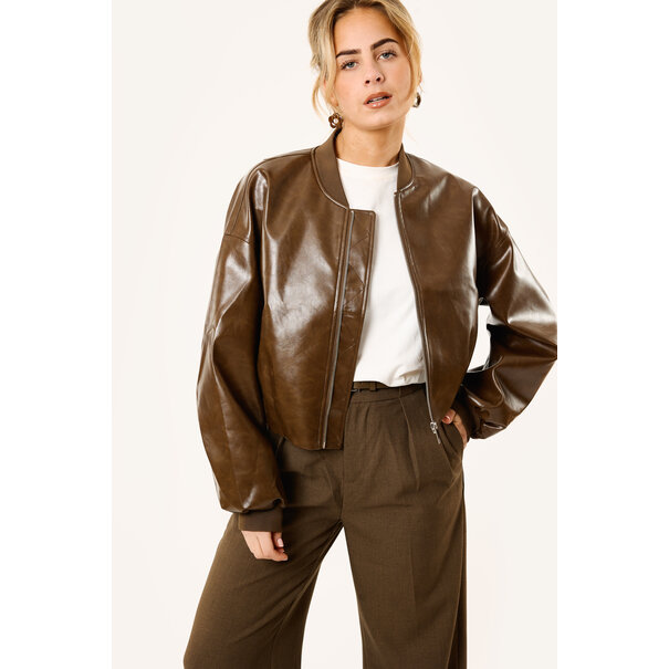 Classy pantalon met riem | Bruin