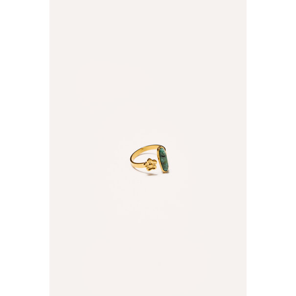 Ring groene steen met bloem | Goud