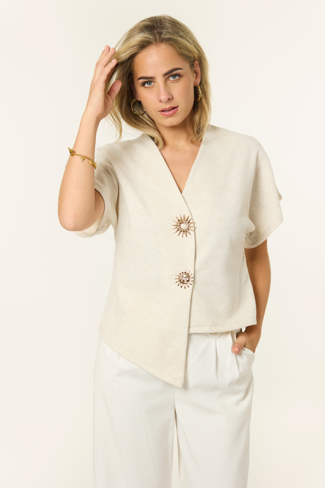Amy top met gouden zon knopen | Offwhite