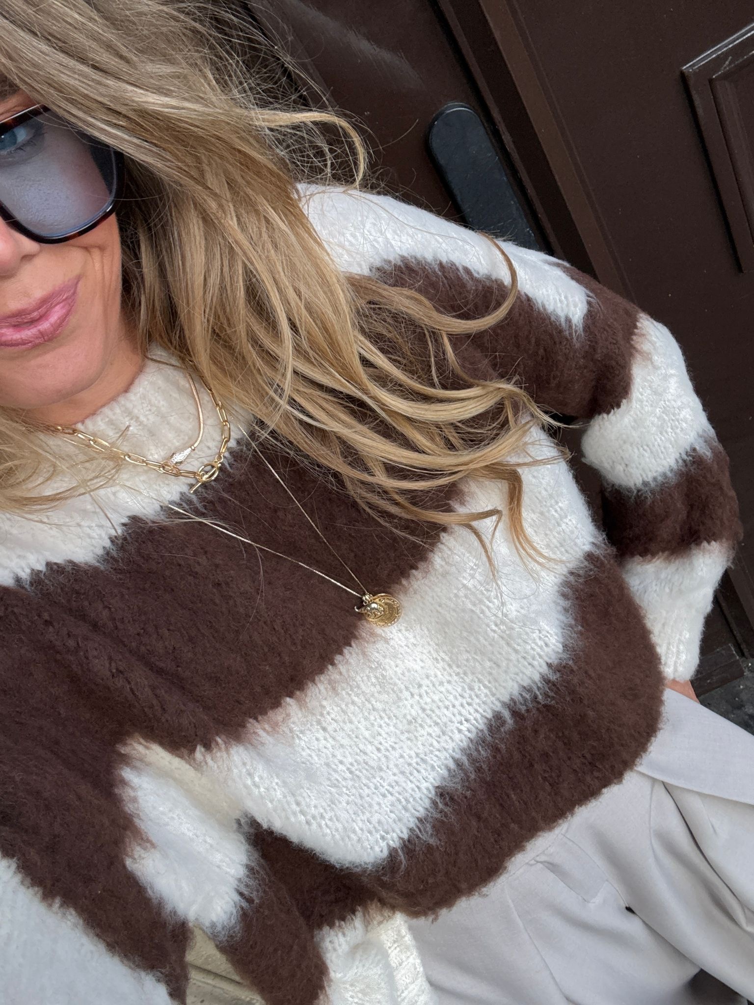 Carmen fluffy trui | Bruin/wit