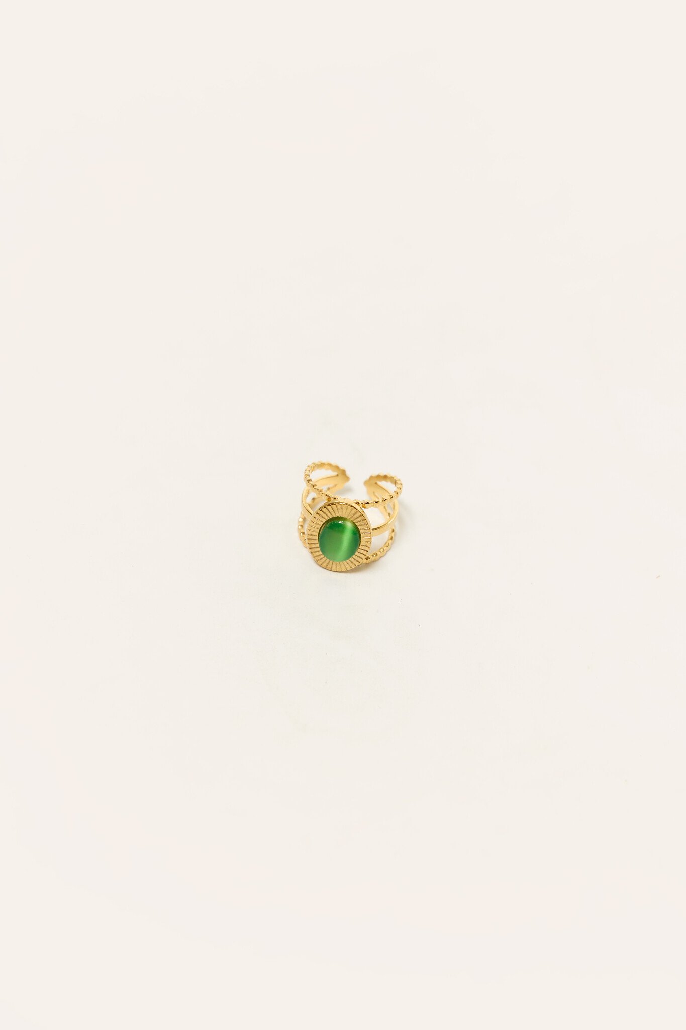 Ring met ovale groene steen | Goud