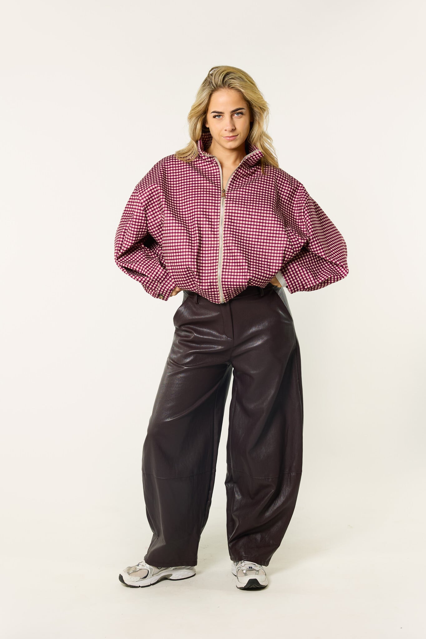 Riri leatherlook balloon broek | Burgundy